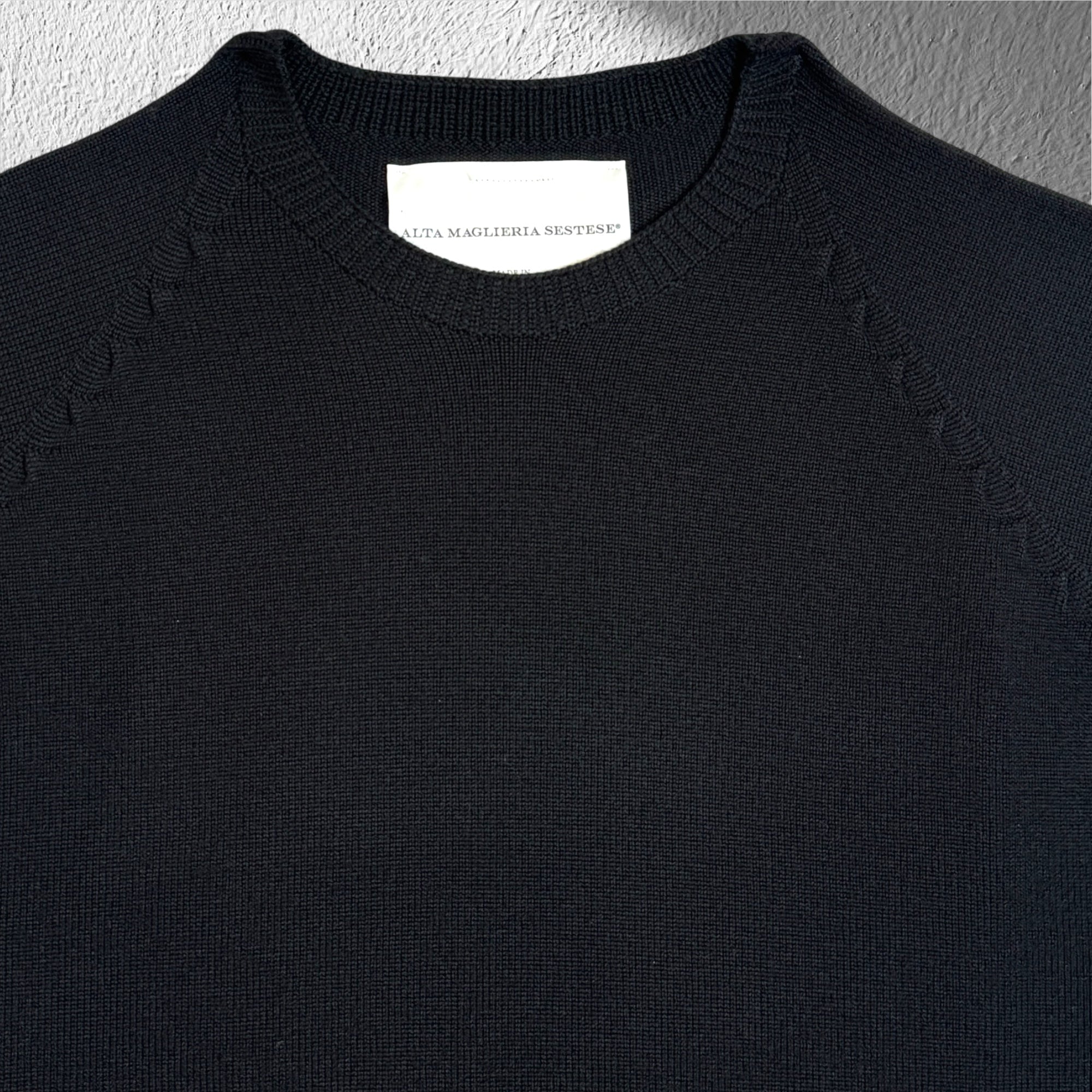 Maglione a trapezio in lana baruffa -filati Zegna