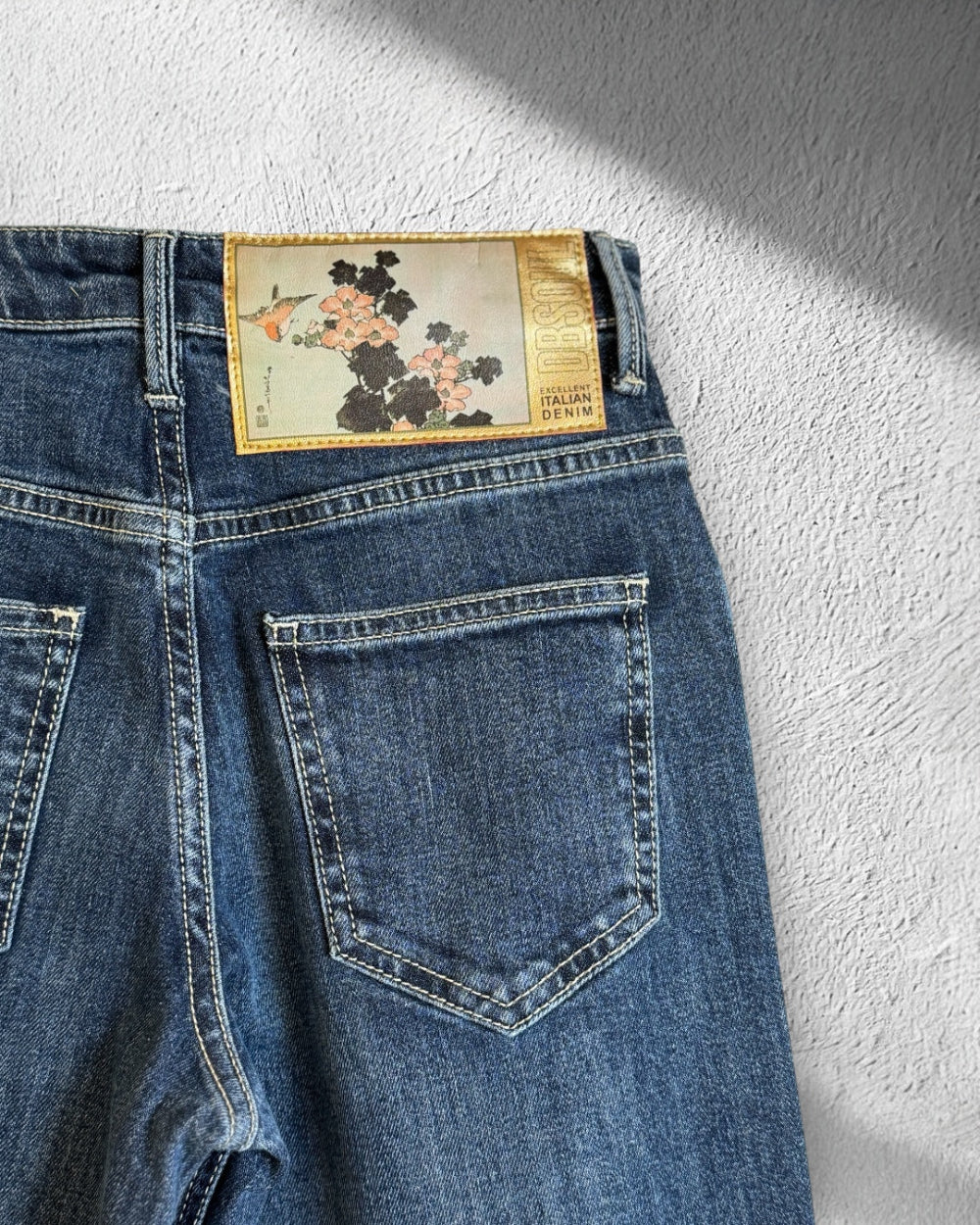 pantaloni jeans_flaire_